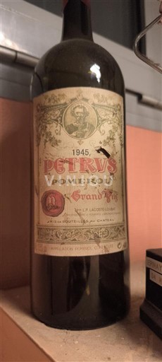 Bordeaux Pomerol Pétrus 1945