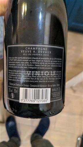 Šampanja Šampanjec Veuve A. Devaux Oeil-de-Perdrix Rosé Neleten.