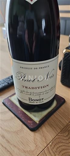 Burgundy Unspecified Bonot Père et Fils Tradition Non-Vintage