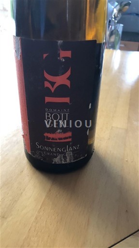 Alsace Gewurztraminer Grand Cru Domaine Bott-Geyl Sonnenglanz Không niên vụ