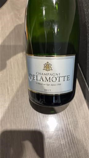 Шампања Šampanjac Delamotte Brut Non Millésimé