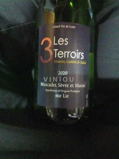 Loire Valley Muscadet Sèvre et Maine Les 3 Terroirs 2020