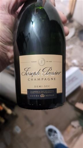Samppanja Joseph Perrier Royale Ei vuosikertaa