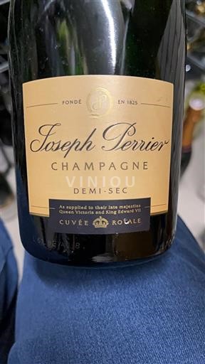 Champagne Sâm-panh Joseph Perrier Royale Không niên vụ