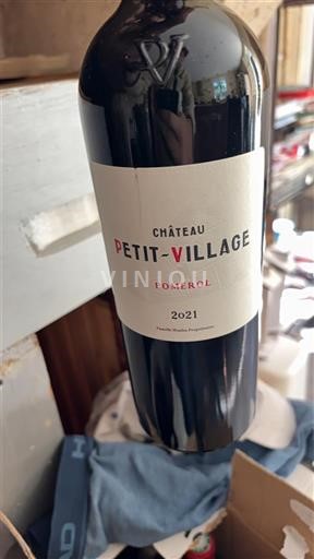 Bordeaux Pomerol Château Petit-Village 2021