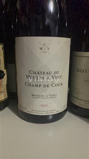Beaujolais Moulin-à-vent Château Moulin-à-Vent Champ de Cour 2011