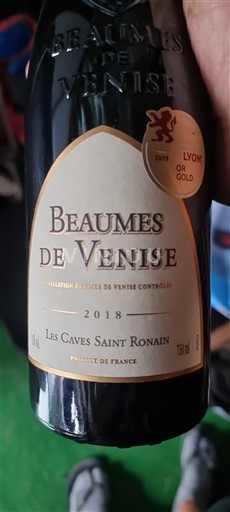 Údolí Rhôny Beaumes de Venise Les Caves Saint Ronain 2018