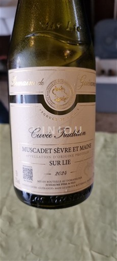 Thung lũng sông Loire Muscadet Sèvre et Maine Domaine Guérande Tradition 2021