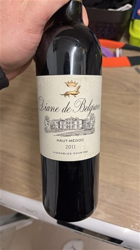 Bordeaux Haut-Médoc Diane de Belgrave 2011