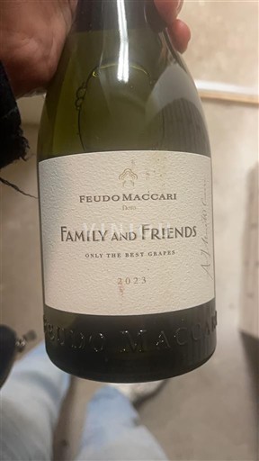 Sicily Feudo Maccari Family and Friends 2023