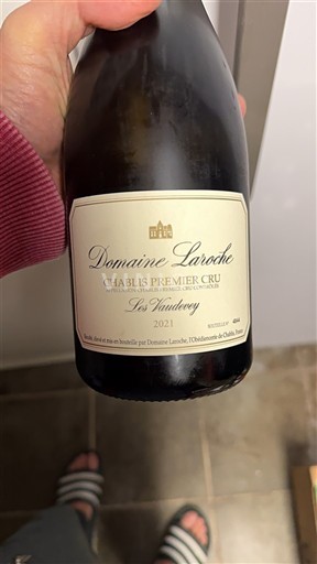 Burgundy Chablis Premier Cru Domaine Laroche Les Vaudevey 2021