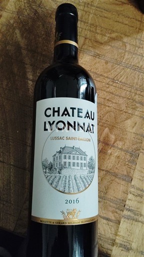Bordeaux Lussac-saint-émilion Château Lyonnat 2016