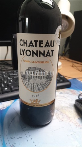 Bordeaux Lussac-saint-émilion Château Lyonnat 2016