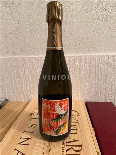 Šampanja Šampanjec Etienne Calsac Les Rocheforts Premier Cru Neleten.