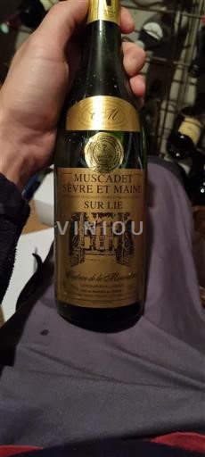Thung lũng sông Loire Muscadet Sèvre et Maine Château La Mercredière 2010