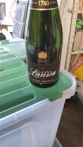 Šampanja Šampanjec Lanson Le Black - Création 259 Neleten.