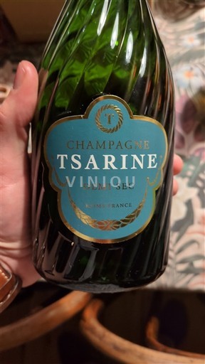 Šampanja Šampanjec Tsarine Neleten.