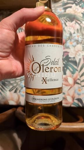 Poitou-Charentes Pineau des Charentes Vignerons Oléron Soleil d'Oléron Excellence Non-Vintage