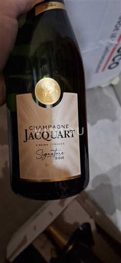Šampanja Šampanjec Jacquart Signature 2016