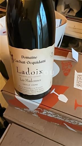 Burgundy Ladoix Domaine Cachat-Ocquidant Les Madonnes Vieilles Vignes 2022