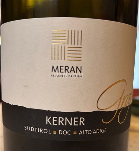 Vinos Blanc sec Graf - Kerner - Kellerei Meran 2024 Italia Trentino-Alto Adigio Alto Adigio DOC