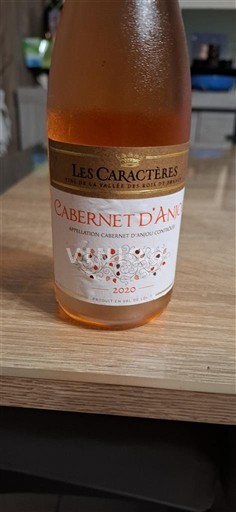 Loire Valley Cabernet d'Anjou Les Caractères 2020