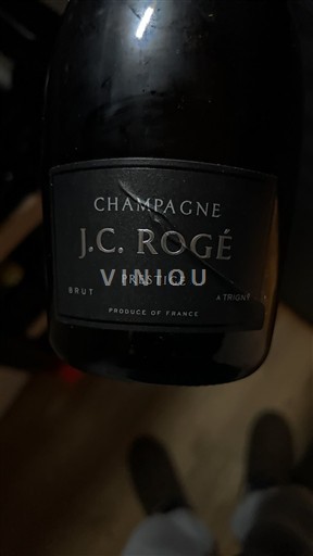 Šampanja Šampanjec J.C. Rogé Prestige Neleten.