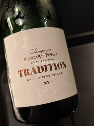 Champagne Sâm-panh Brocard Pierre Tradition Không niên vụ