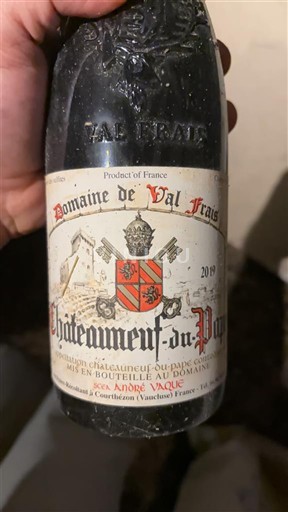 Rhônen laakso Châteauneuf-du-Pape Domaine Val Frais 2019