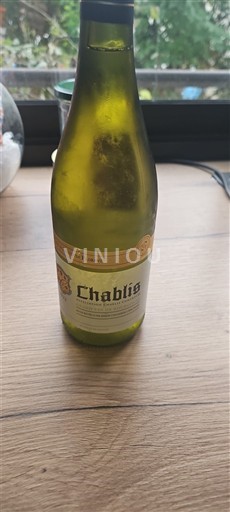 Burgundy Chablis Vignerons de Fleys Non-Vintage