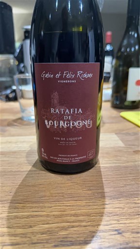 Bourgondië Irancy Gabin et Félix Richoux Ratafia De Bourgogne Niet-geïntegreerd