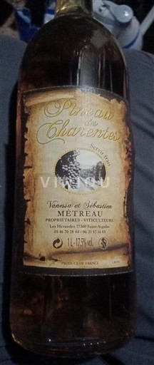 Poitou-Charentes Pineau des Charentes Metreau Neleten.