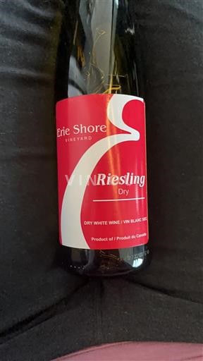 Ontario Lake Erie North Shore VQA Erie Shore Vineyard Neleten.