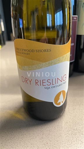 Ontario Lake Erie North Shore VQA Sprucewood Shores Estate Winery Dry Riesling Không niên vụ
