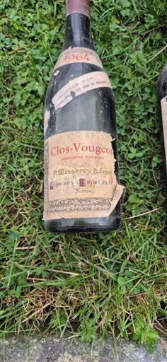 Burgundy Clos-de-Vougeot Grand Cru P. Misserey & Fils 1964