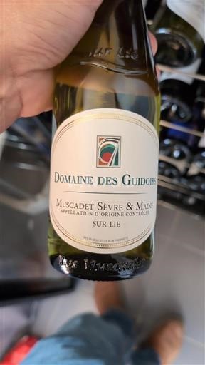 Thung lũng sông Loire Muscadet Sèvre et Maine Domaine Des Guidors Sur Lie Không niên vụ
