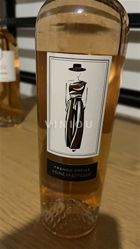 Languedoc e Roussillon Pays d'oc Anne de Joyeuse French Défilé 2022