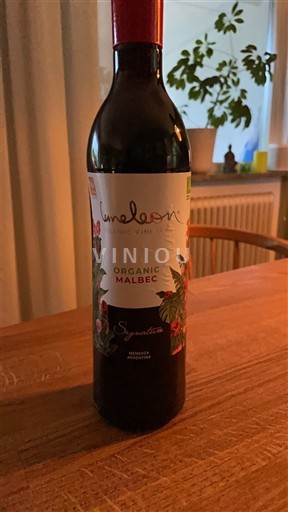 Mendoza Thung lũng Trung Tâm Vineleon Signature 2021