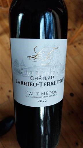 Bordeaux Haut-Médoc Larrieu terrefort 2022