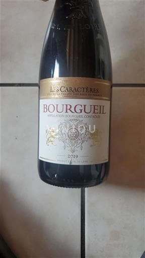 Loire Valley Bourgueil Les Caractères 2019