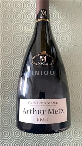 Alzacija Crémant d'Alsace Arthur METZ Neleten.
