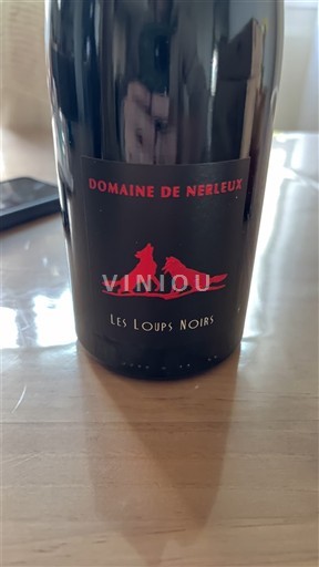 Thung lũng sông Loire Saumur-champigny Domaine Nerleux Les Loups Noirs 2022