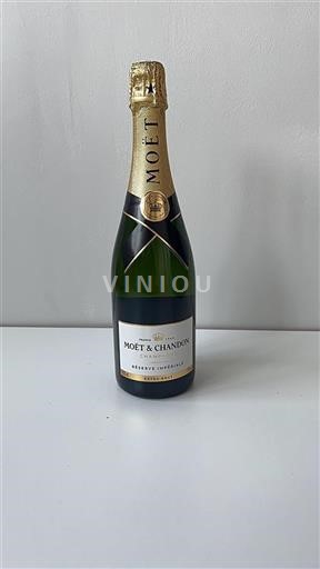 Šampanja Šampanjec Moët & Chandon Réserve Impériale Neleten.
