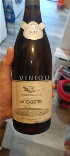 Borgoña Aloxe-Corton Reine Pédauque 2011
