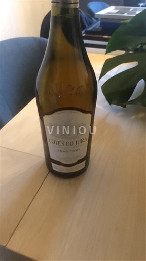 Jura Côtes du Jura Tradition Ei vuosikertaa