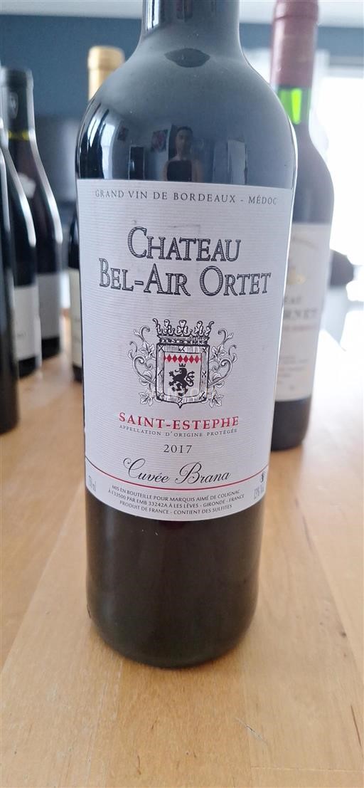 Bordeaux Saint-Estèphe Chateau Bel-Air Ortet Brana 2017