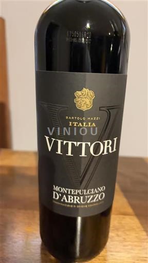 Abruzzo Wines Montepulciano d'Abruzzo Bartolo Mazzi Vittori 2022