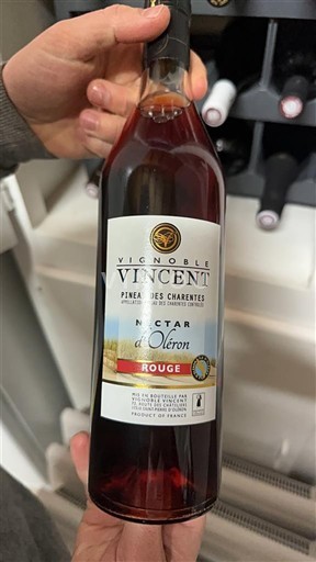 Poitou-Charentes Pineau des Charentes Vignoble Vincent Nectar d'Oléron Neleten.