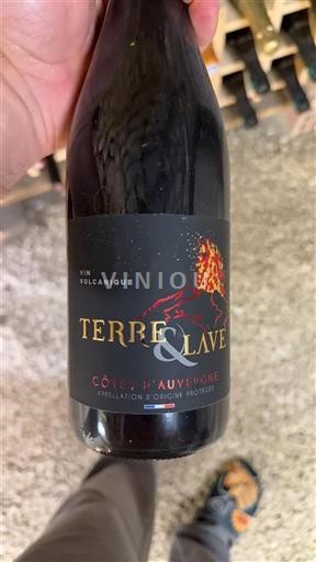 Thung lũng sông Loire Côtes-d'auvergne Terre & Lave 2020