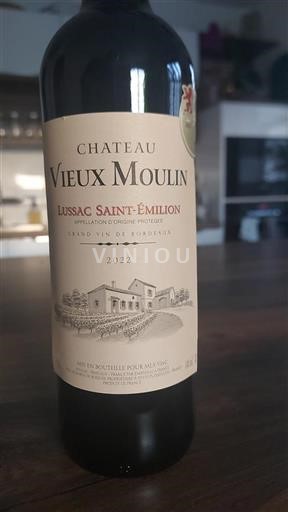 Bordeaux Lussac-Saint-Émilion Château Vieux Moulin 2022
